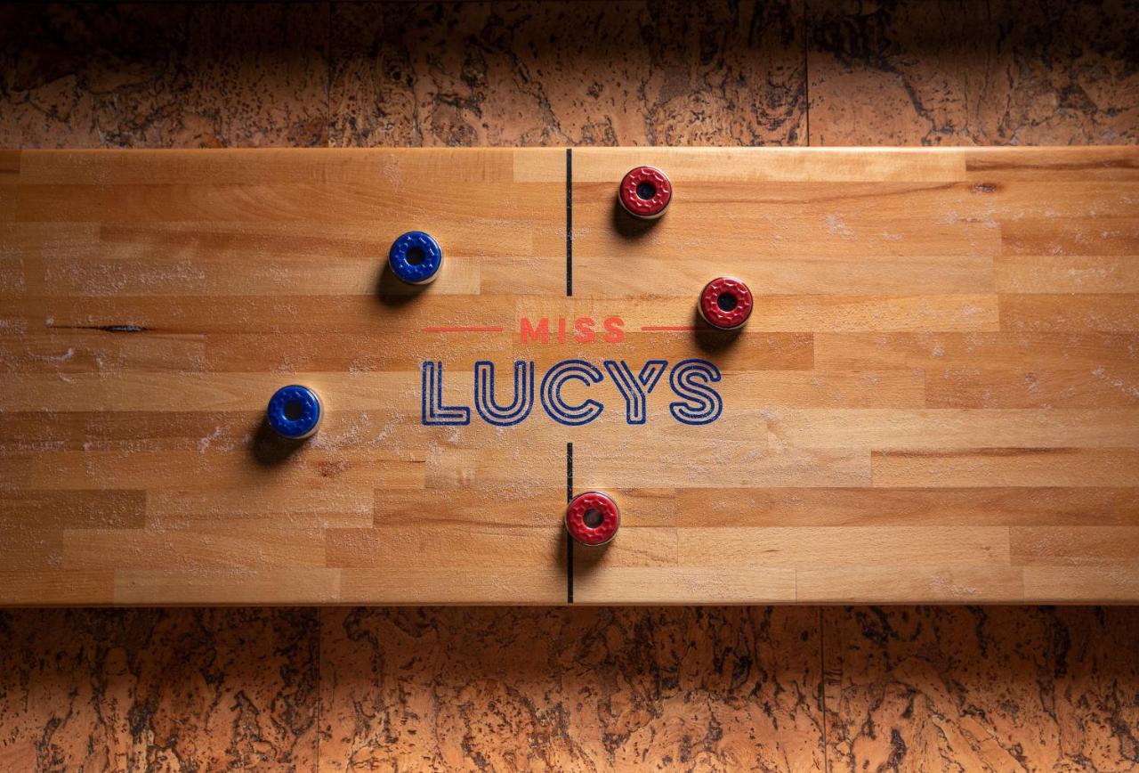 Lylo Auckland Hotel Экстерьер фото Miss Lucy's