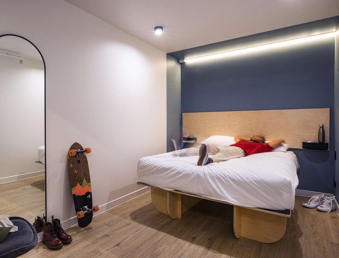 Lylo Auckland Hotel Экстерьер фото A bedroom at the hotel
