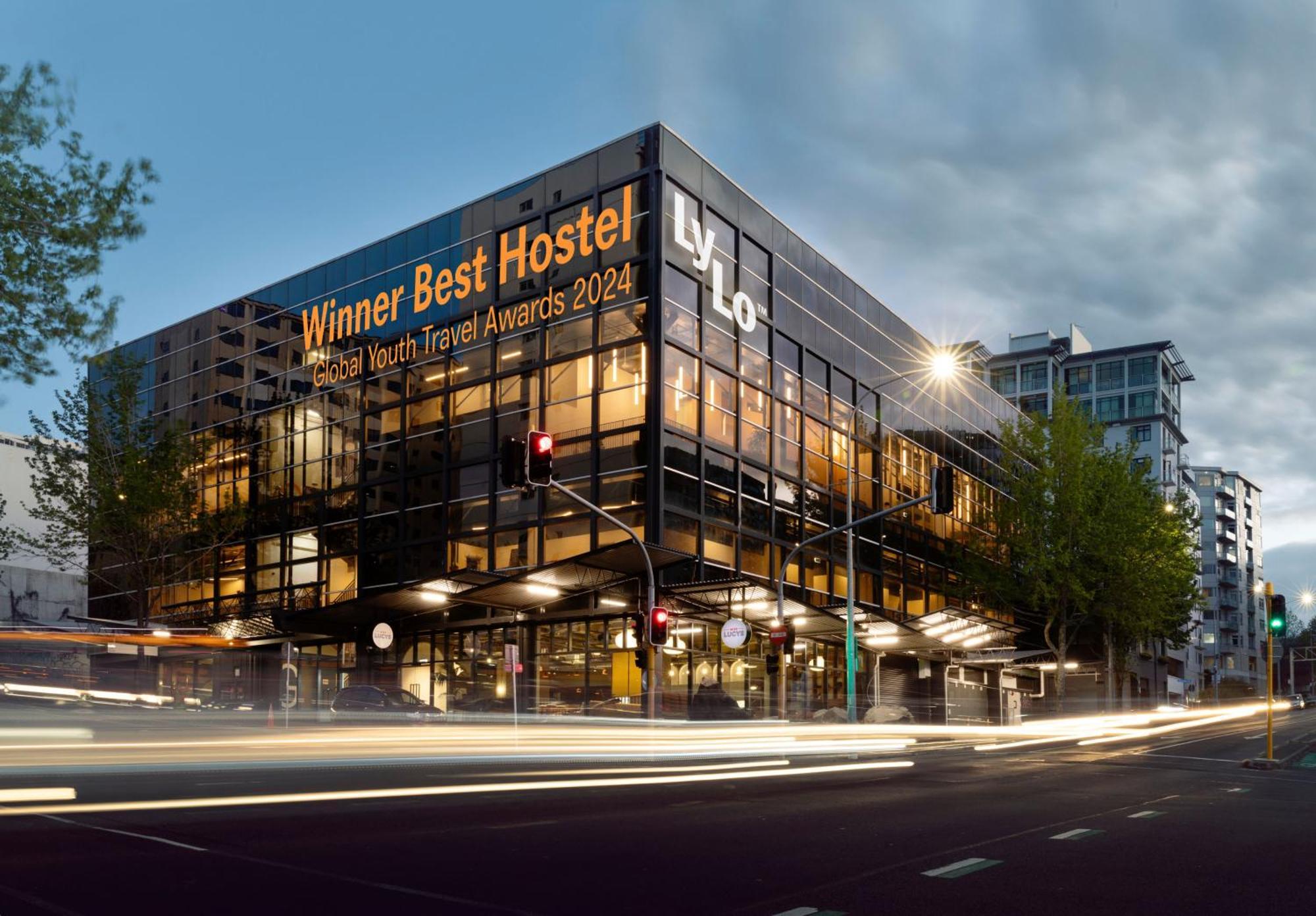 Lylo Auckland Hotel Экстерьер фото The award-winning hostel in Frankfurt